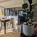 Norman House With Jacuzzi Vakantiehuis *