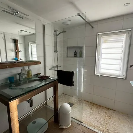 度假居 Norman House With Jacuzzi 图克